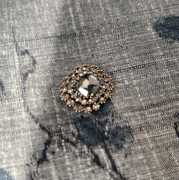 新作　和の心シリーズ　洗練された大きめバンブー紬の優しい艶感に飾りを添えて、、、つまみ細工コサージュバッグ 16枚目の画像