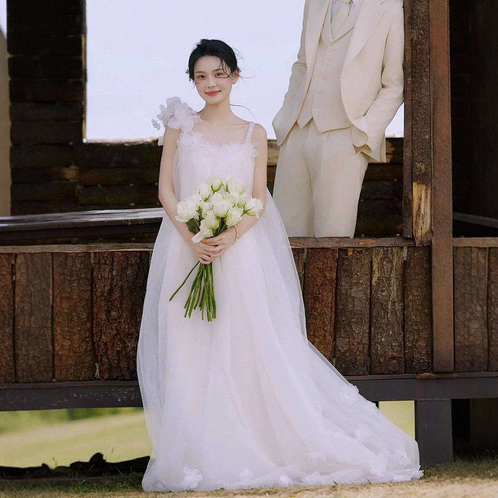 高級感 白 黒 花 ふわふわ ウェディングドレス 綺麗 プリンセス 結婚式 花嫁 披露宴 二次会 前撮り HL1439