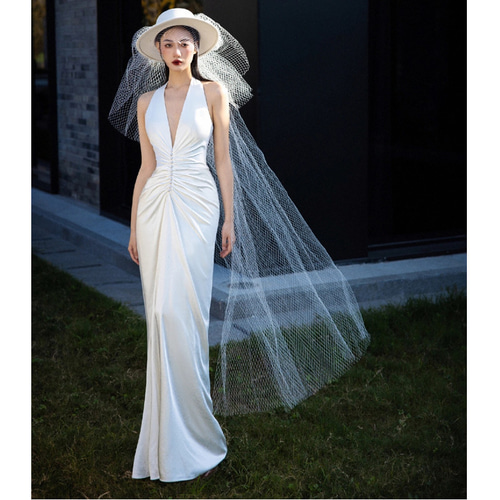 高級感 白黒 サテン Vネック スリム ウェディングドレス シンプル 韓国