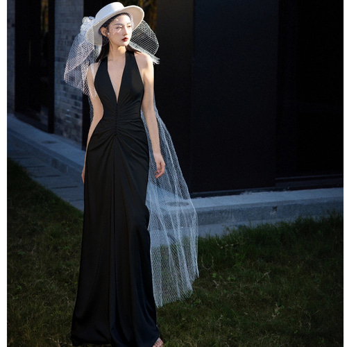 高級感 白黒 サテン Vネック スリム ウェディングドレス シンプル 韓国