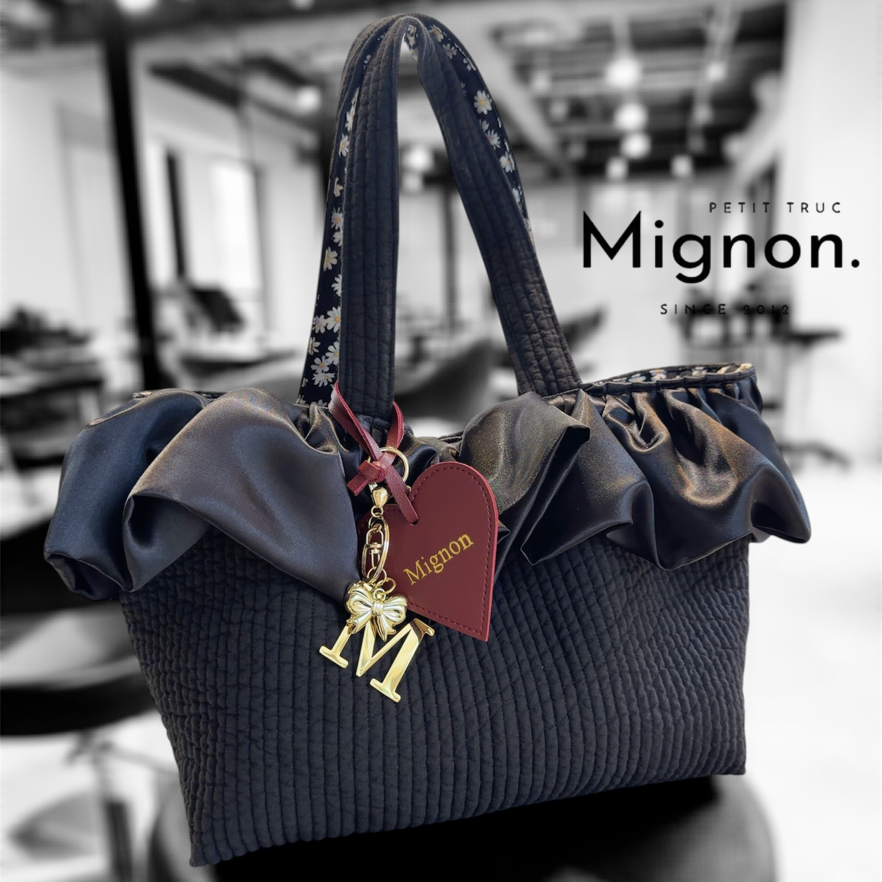 大人気！フリル　ヌビキルト　トートバッグ♡