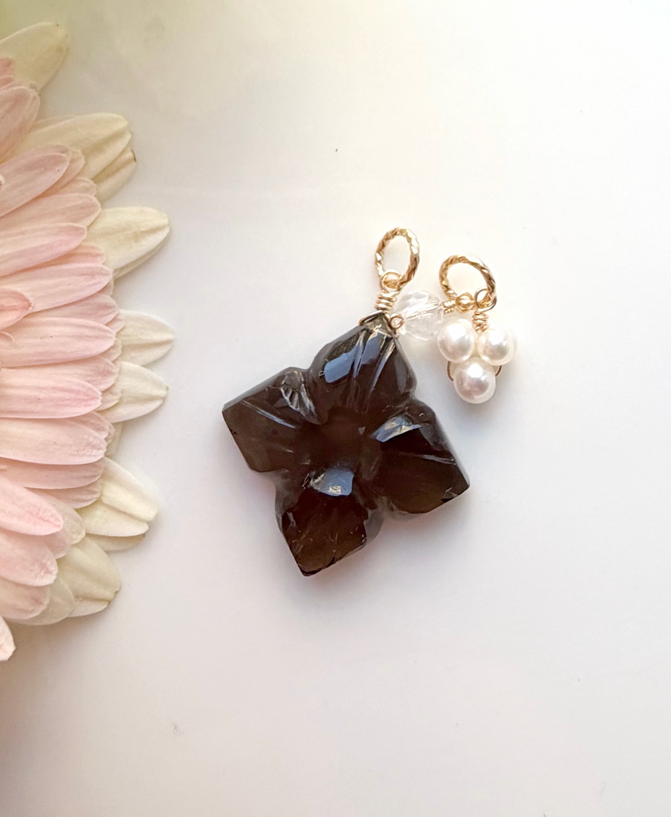 【選べる天然石】14KGF カランコエカット スモーキークォーツ 淡水パール×水晶 ネックレスチャーム2点セット