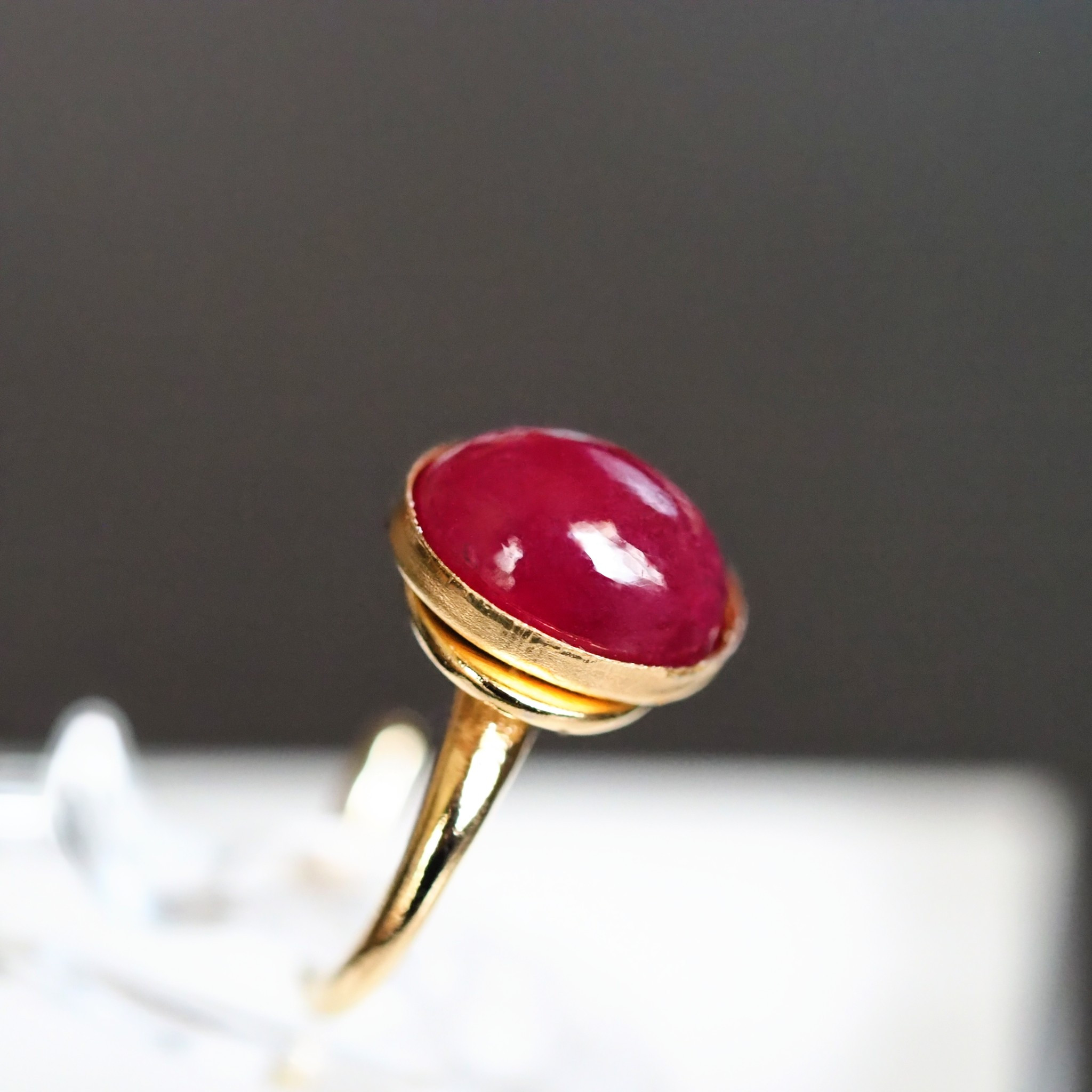 《ルビーのイヤーカフ》