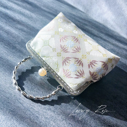 1月の新作　優しい紫ほんのりグラデーション優しく上品な表情♡帯地バッグ　フォーマルバッグ 8枚目の画像