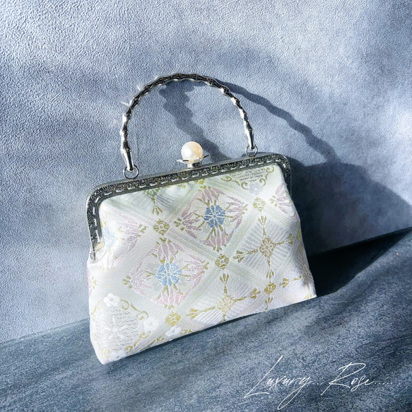 1月の新作　優しい紫ほんのりグラデーション優しく上品な表情♡帯地バッグ　フォーマルバッグ 3枚目の画像