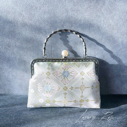 1月の新作　優しい紫ほんのりグラデーション優しく上品な表情♡帯地バッグ　フォーマルバッグ 2枚目の画像