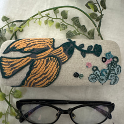 ハンドメイドチャーム＆キーホルダー＊ミナペルホネン アネモネ黒