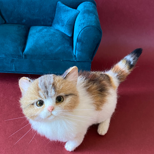 羊毛フェルト猫　全身　リアル可愛い三毛のマンチカン 羊毛フェルト猫 全身 リアル可愛い三毛のマンチカン 羊毛フェルト