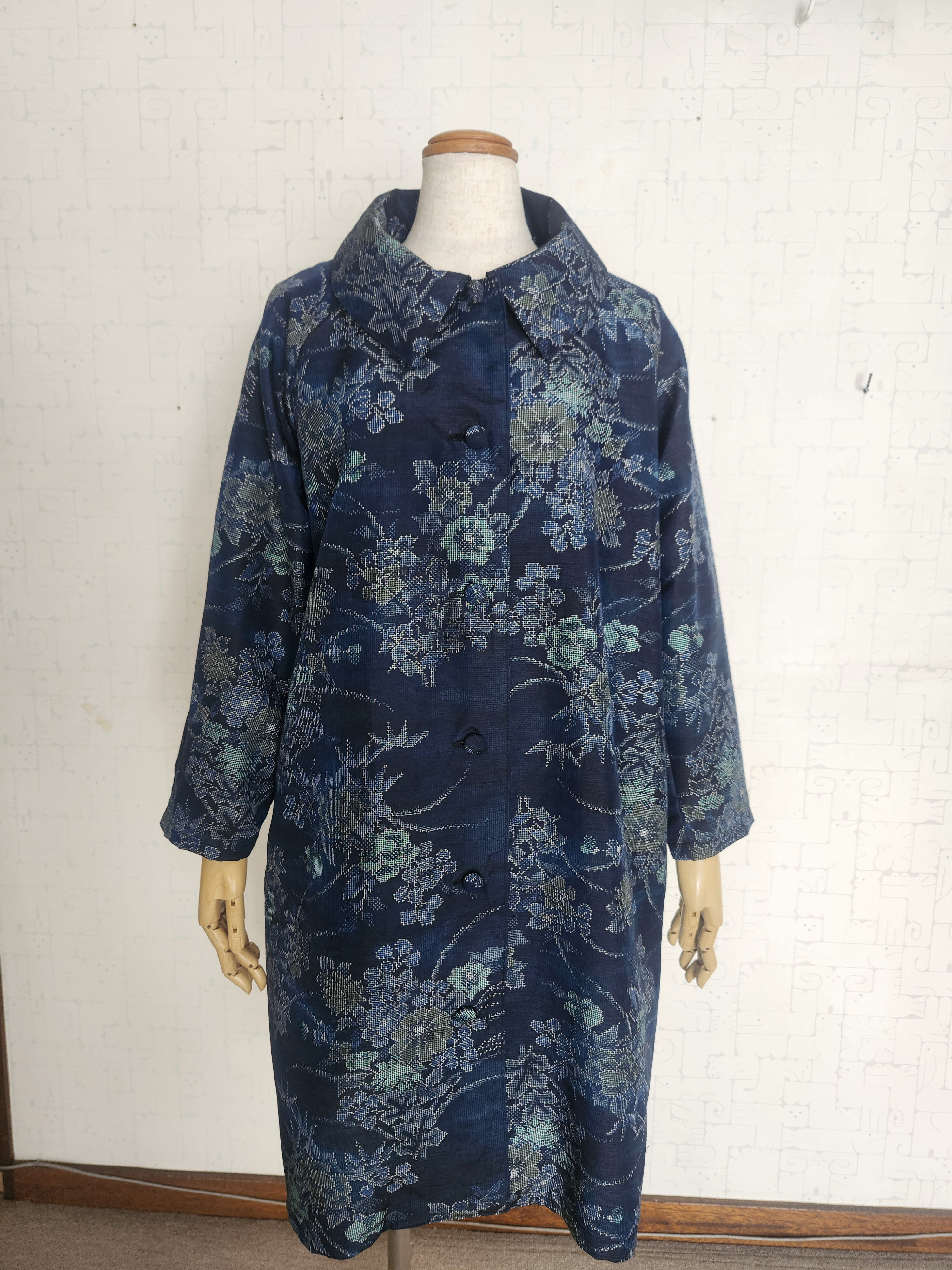 紬リメイク　大きな襟のコート