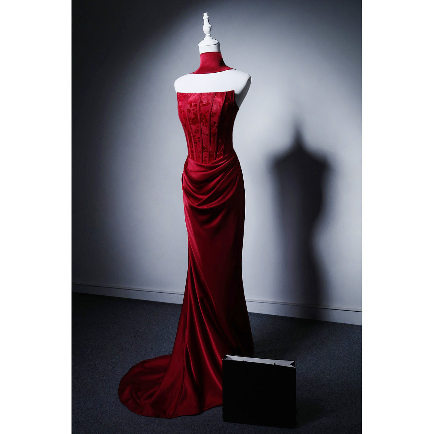 高級感 赤 オフショルダー 裾引き パーティードレス スリム 結婚式 花嫁 誕生日 二次会 前撮り M009