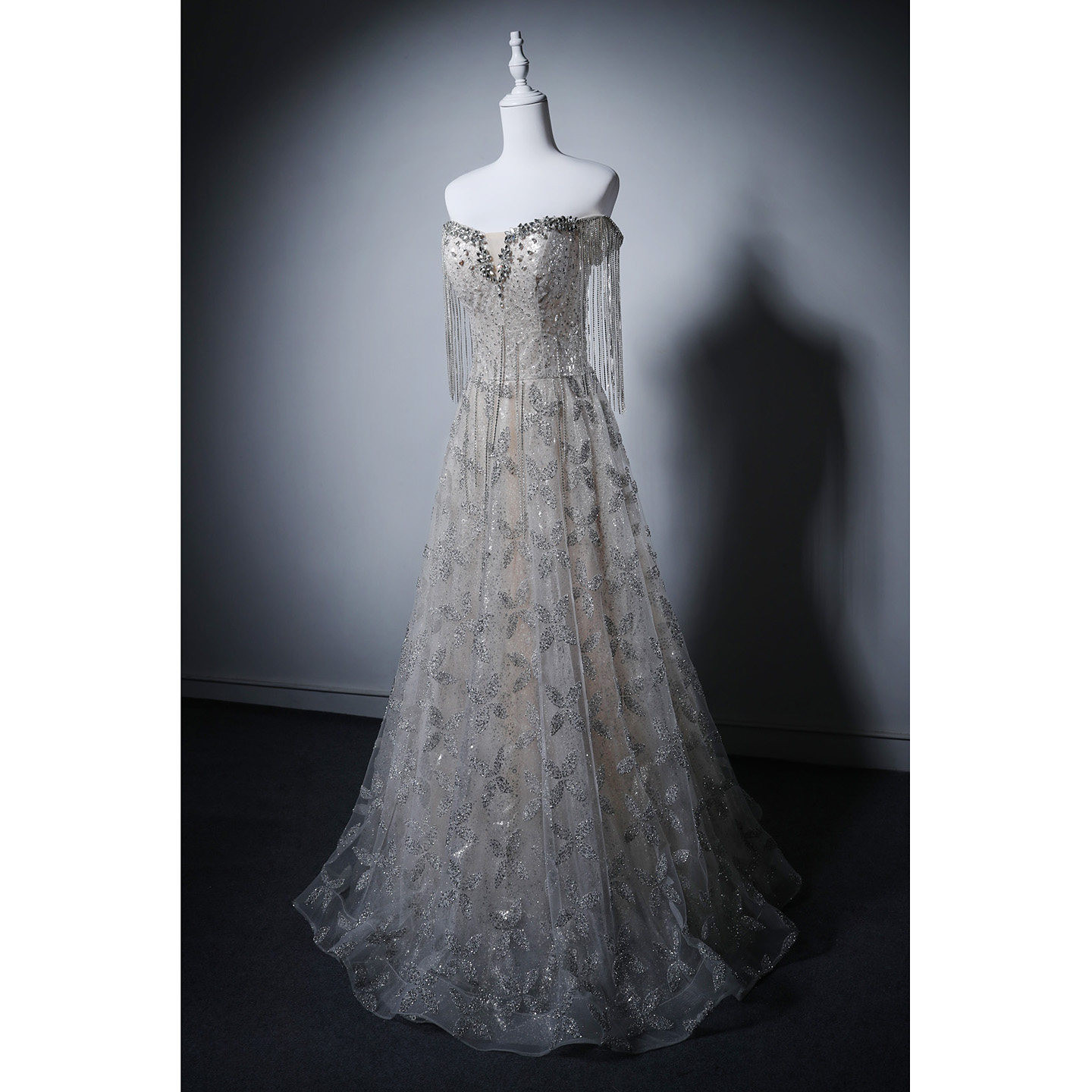 高級感 薄シャンパン色 オフショルダー きらきら パーティードレス プリンセス 誕生日 成人式 二次会 前撮り M011