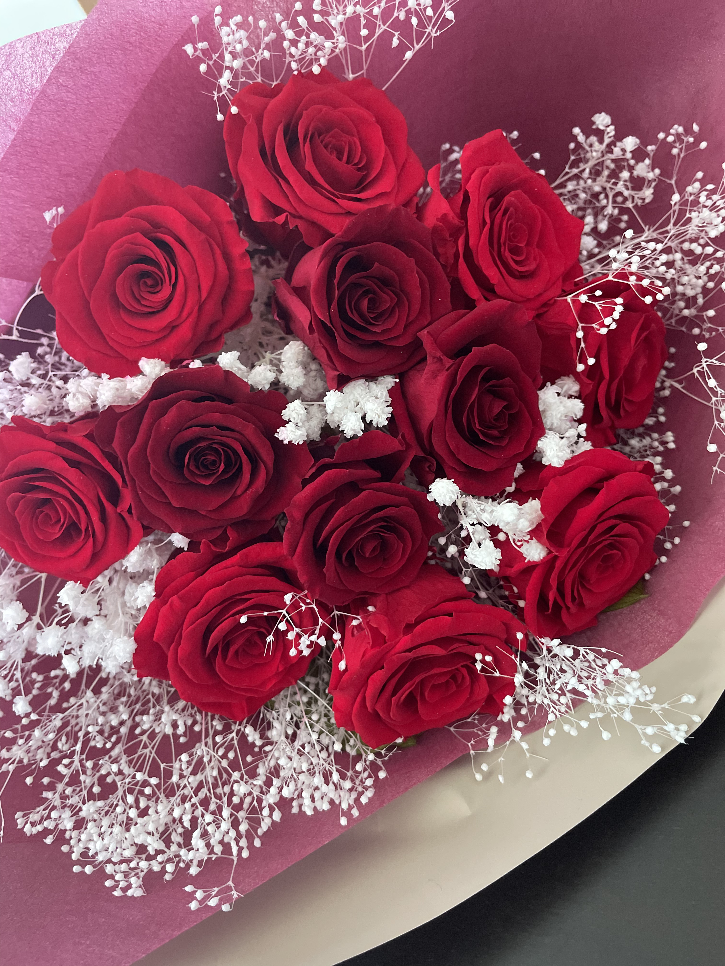 浦安ホテル配達有　プロポーズ　記念日　誕生日　還暦　想いを込めて贈る プリザーブドフラワー　12本の赤いばらの花束