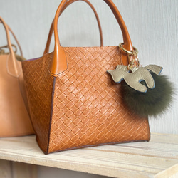 軽くてたくさん入る本革ダブルフェイスの『Cala millor カラミラー』トートバッグ 7枚目の画像