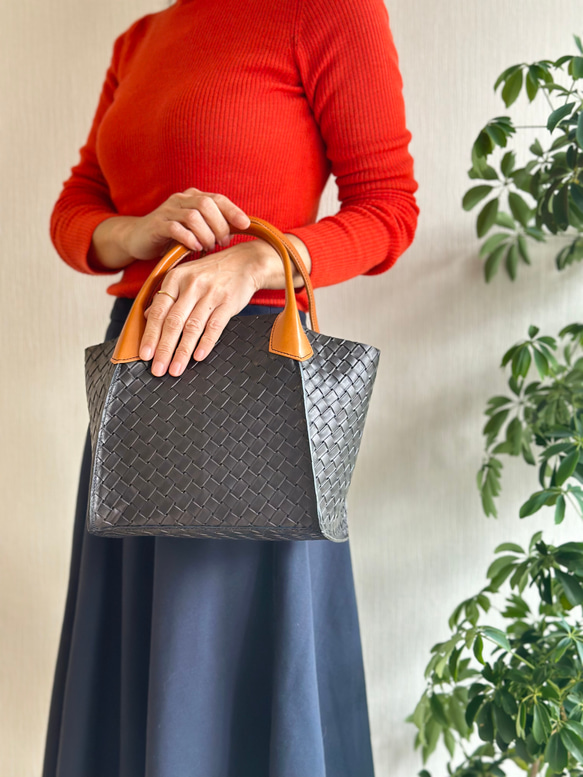 軽くてたくさん入る本革ダブルフェイスの『Cala millor カラミラー』トートバッグ 11枚目の画像