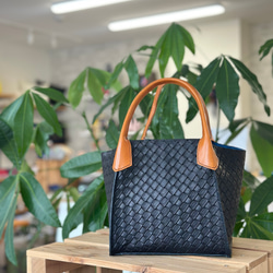 軽くてたくさん入る本革ダブルフェイスの『Cala millor カラミラー』トートバッグ 10枚目の画像