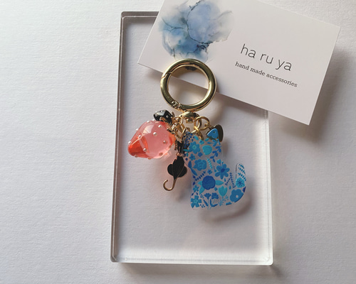 猫 バッグチャーム キーホルダー いちご① キーリング ha ru ya 通販