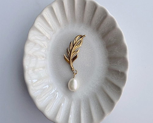 ヴィンテージリーフブローチ②パール あこや真珠 バロック セレモニー