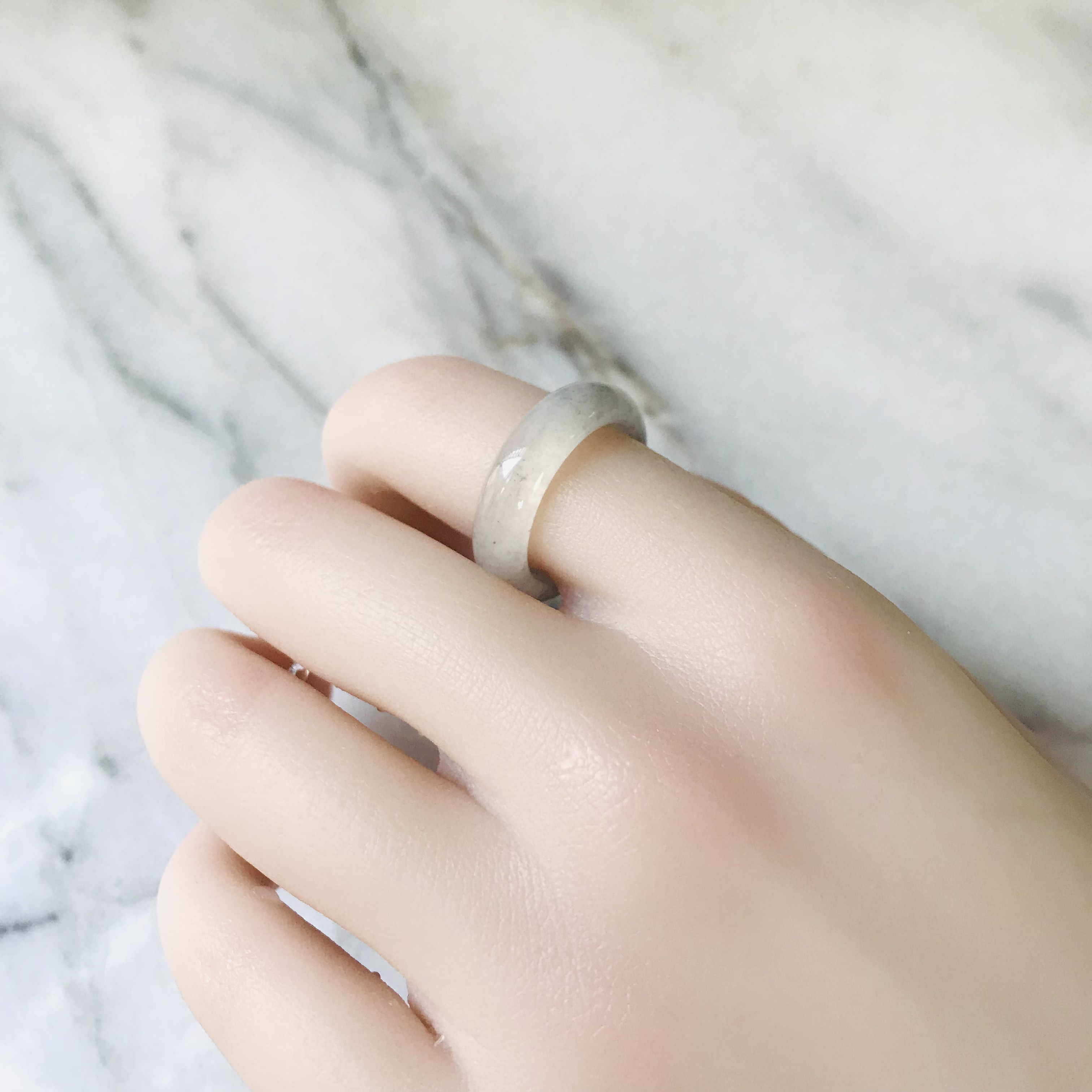 [R159-0036］ ジェイド　JADE ヒスイ　本翡翠　くりぬき　リング　天然石　ミャンマー産　14号　指輪
