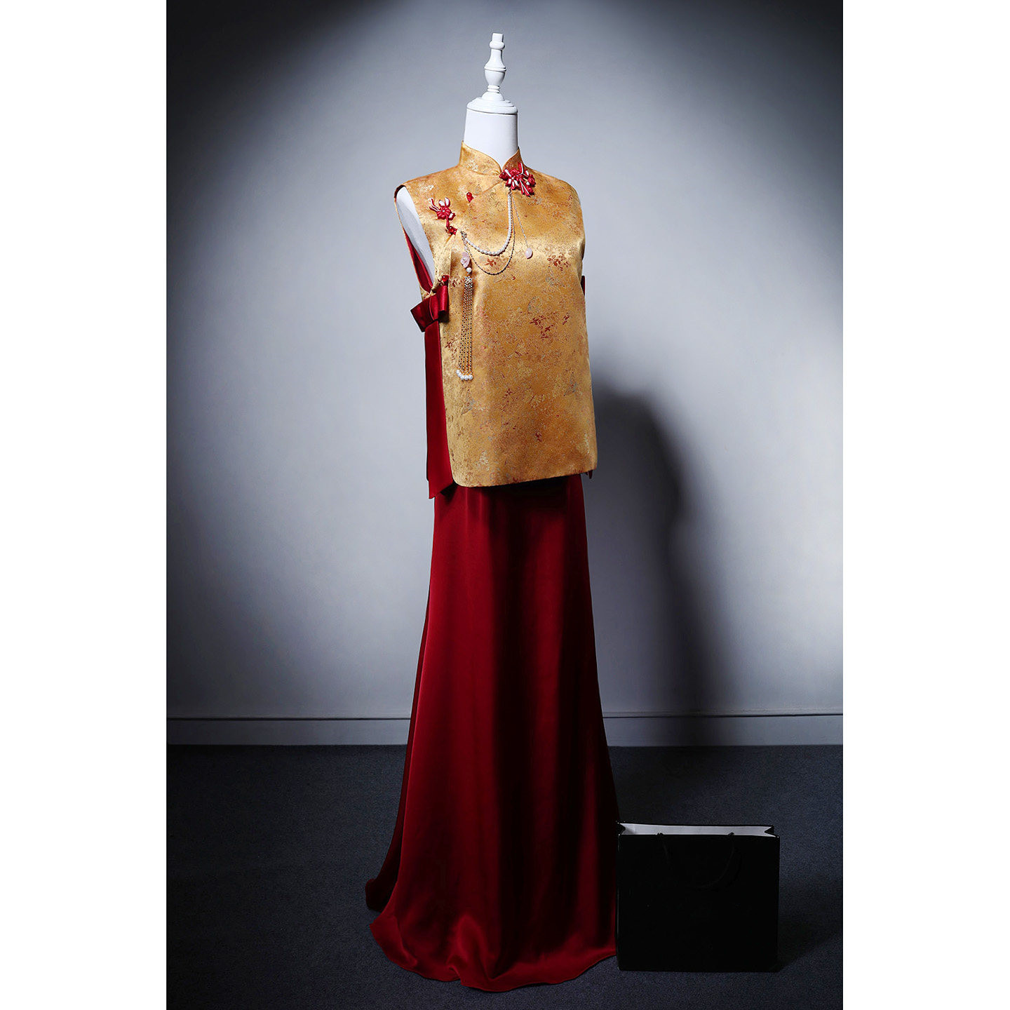 高級感 赤 パーティードレス 綺麗 結婚式 花嫁 演奏会 パーティー 誕生日 披露宴 二次会 前撮り M025