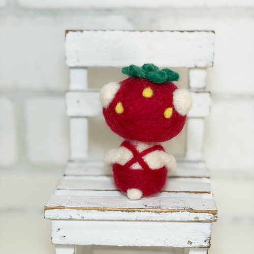 羊毛フエルトいちごになりたかったくま（限定品） 羊毛フェルト mofu