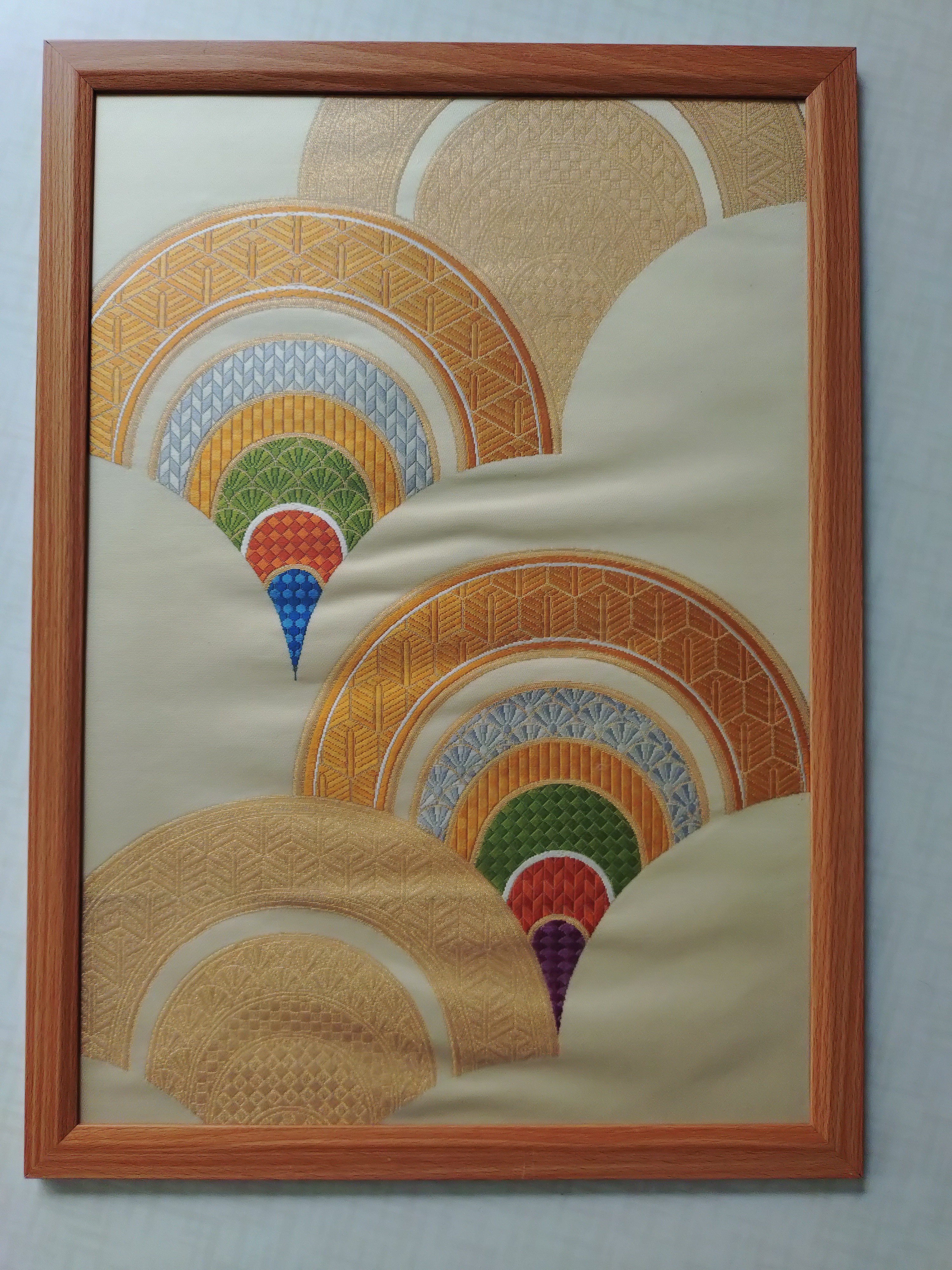 豪華！順を追って登ってきたお日様★着物帯ウォールアート　エネルギーいっぱい