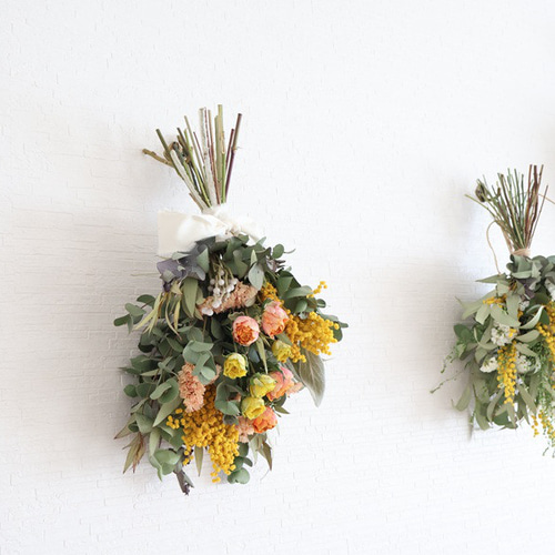 新作！ミモザとバラのドライフラワースワッグ ドライフラワー I Bee