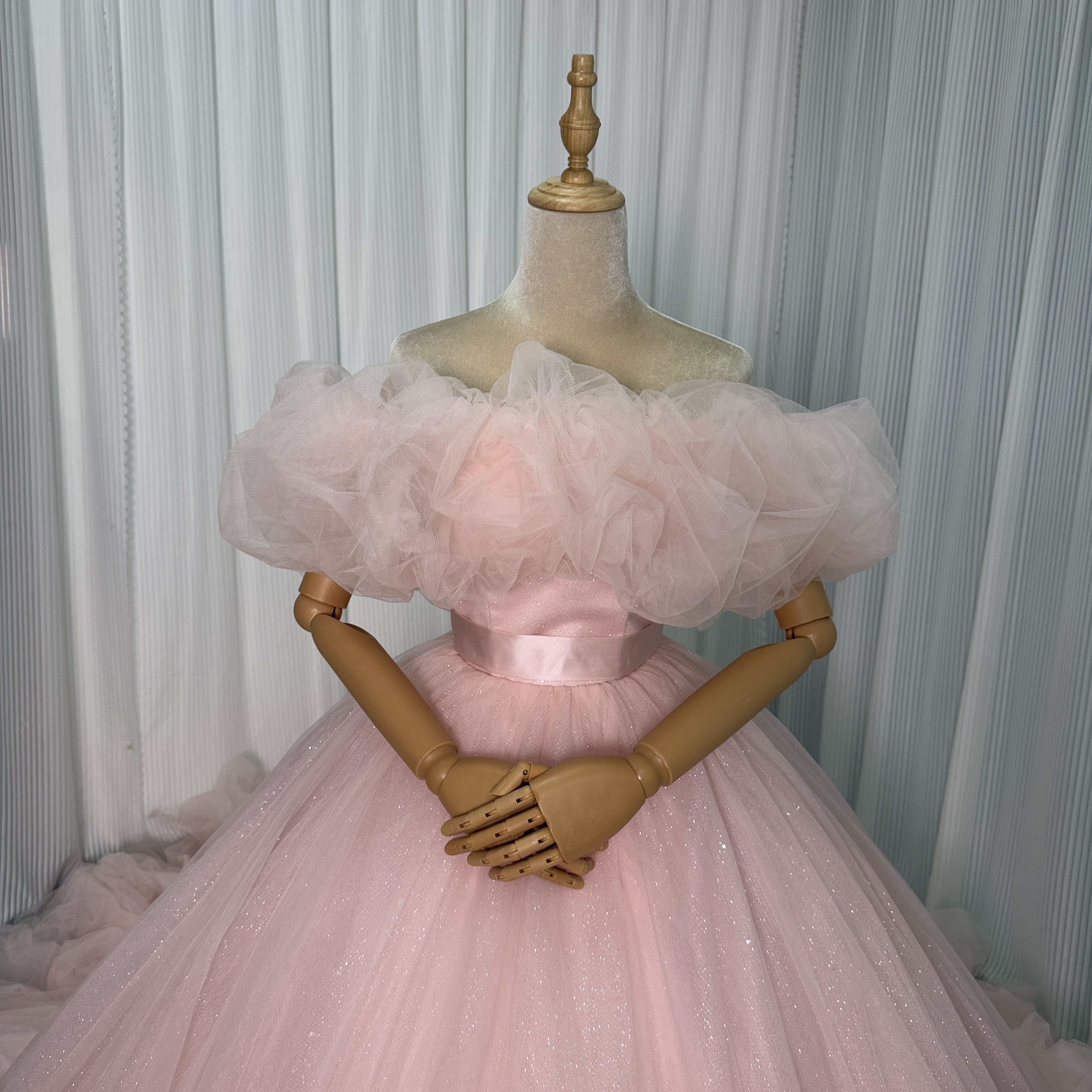 送料無料！取り外し可能なオフショルダー ラッフルフリル ピンク オーダーメイド可能 カラードレス