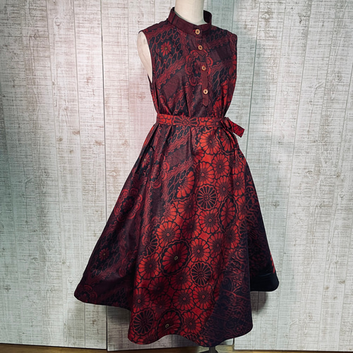 希少＊赤系数種類大島紬スタンドカラーテントラインワンピースM〜L