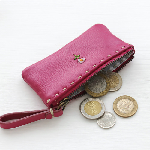 新作》 小さくても、上質 ✦ 本革フラワー刺繍 キーリング付きコイン