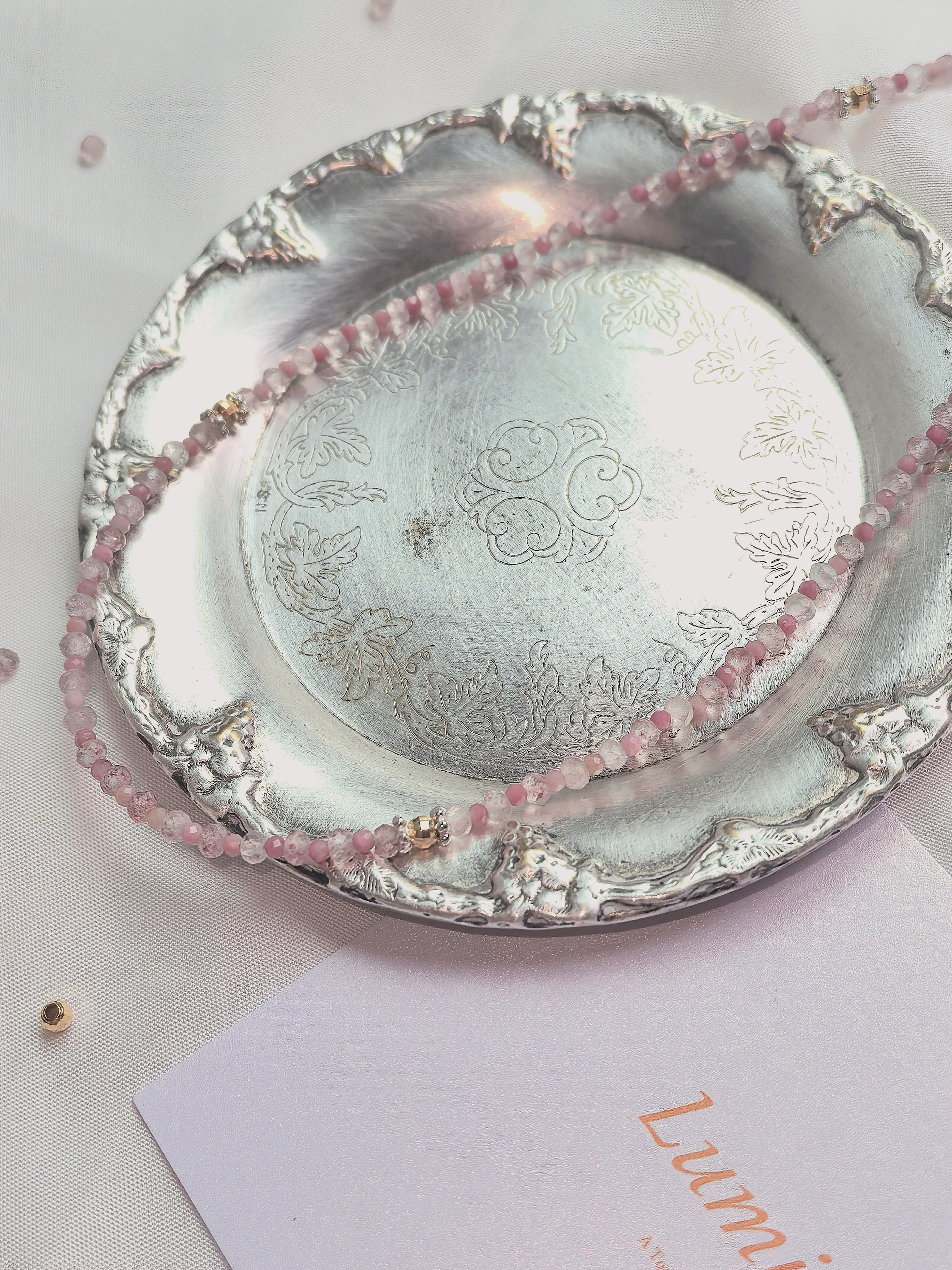 Rose whisper 桜ピンクロードクロサイトいちご水晶ネックレス　春の石　(受注製作)