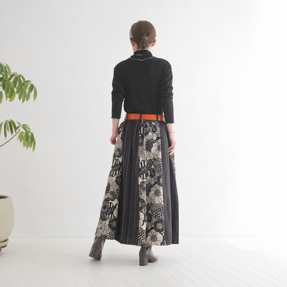 Creema 獨家款 * 獨一無二 * 大花印花 x 條紋縫線 * 長裙 * 黑色 第5張的照片