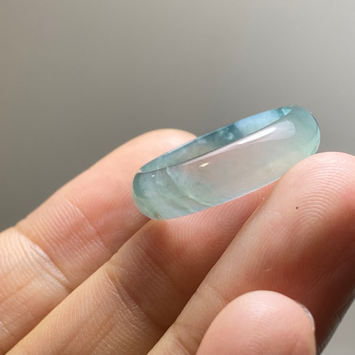 L16-43 氷種 18.0号 青緑 グアテマラ産 A貨 本翡翠 くりぬき リング