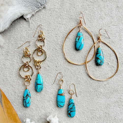 SALE‼️14kgf*ブルーコッパーターコイズ揺れるフープピアス ピアス