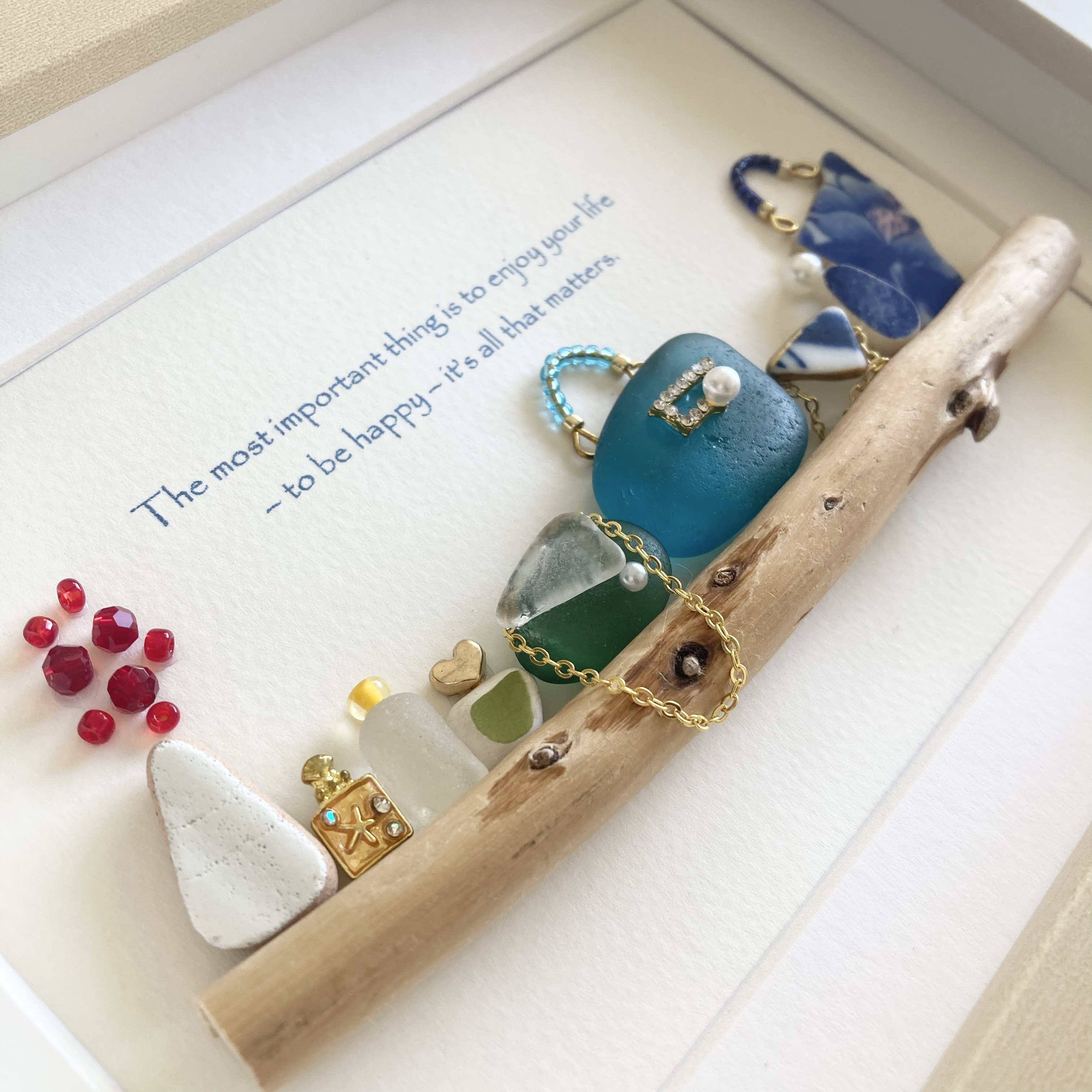 虹色バッグ/シーグラスアート/置物 壁飾り インテリア 誕生日プレゼント