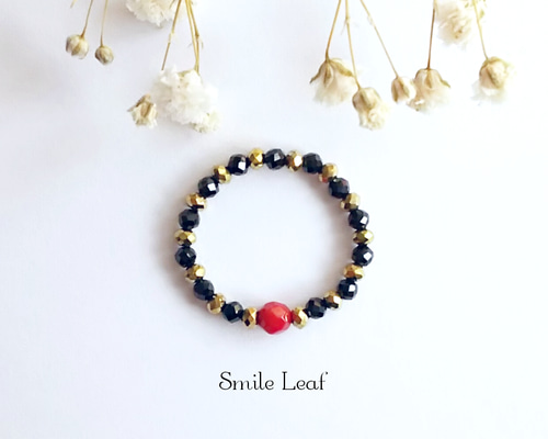 美品　 赤い珊瑚ビーズリング 赤珊瑚&オニキスのビーズリング 指輪・リング irico 通販 20388376