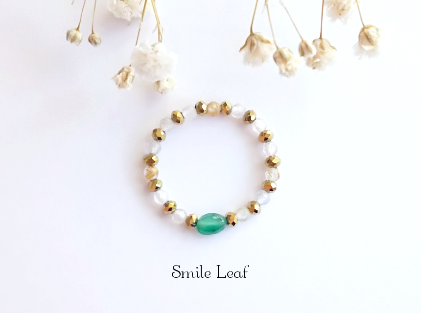 エメラルド&ルチルクォーツのビーズリング 4,050円
