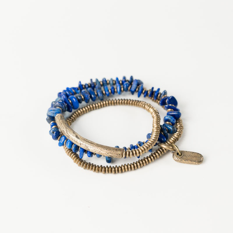 天然ラピスラズリ 3連ブレスレット 不揃いチップ｜真鍮ヴィンテージ｜ハンドメイド ユニセックス シンプル 個性派｜ 一点