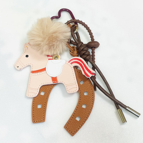 じゃらじゃらキーホルダー キーホルダー バッグチャーム ピンク 馬