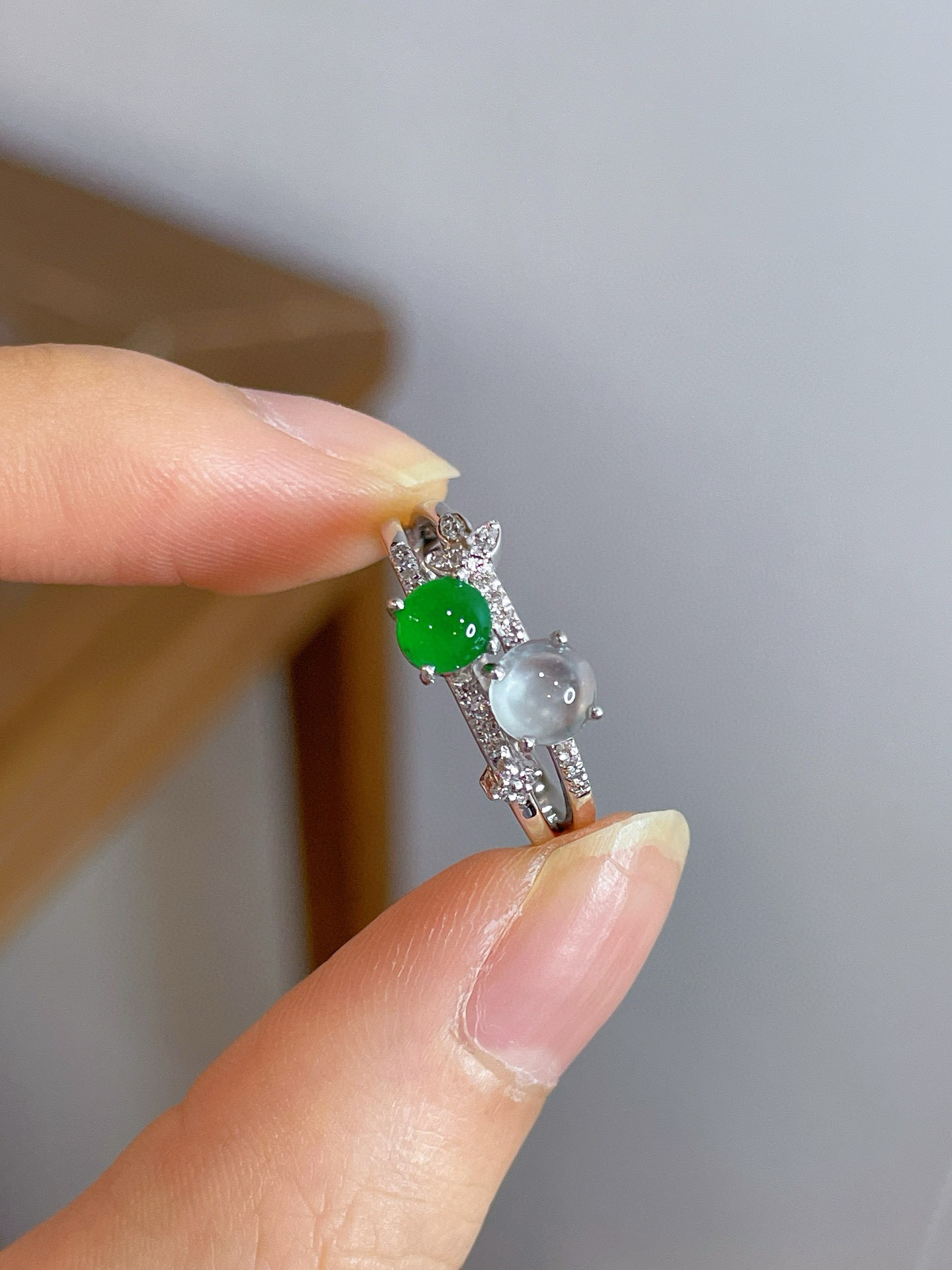 「翡翠」K18 天然高氷種ヒスイ　天然ダイヤモンド　上品　忍耐　5月誕生石 本翡翠　A貨　リング 26/1/31