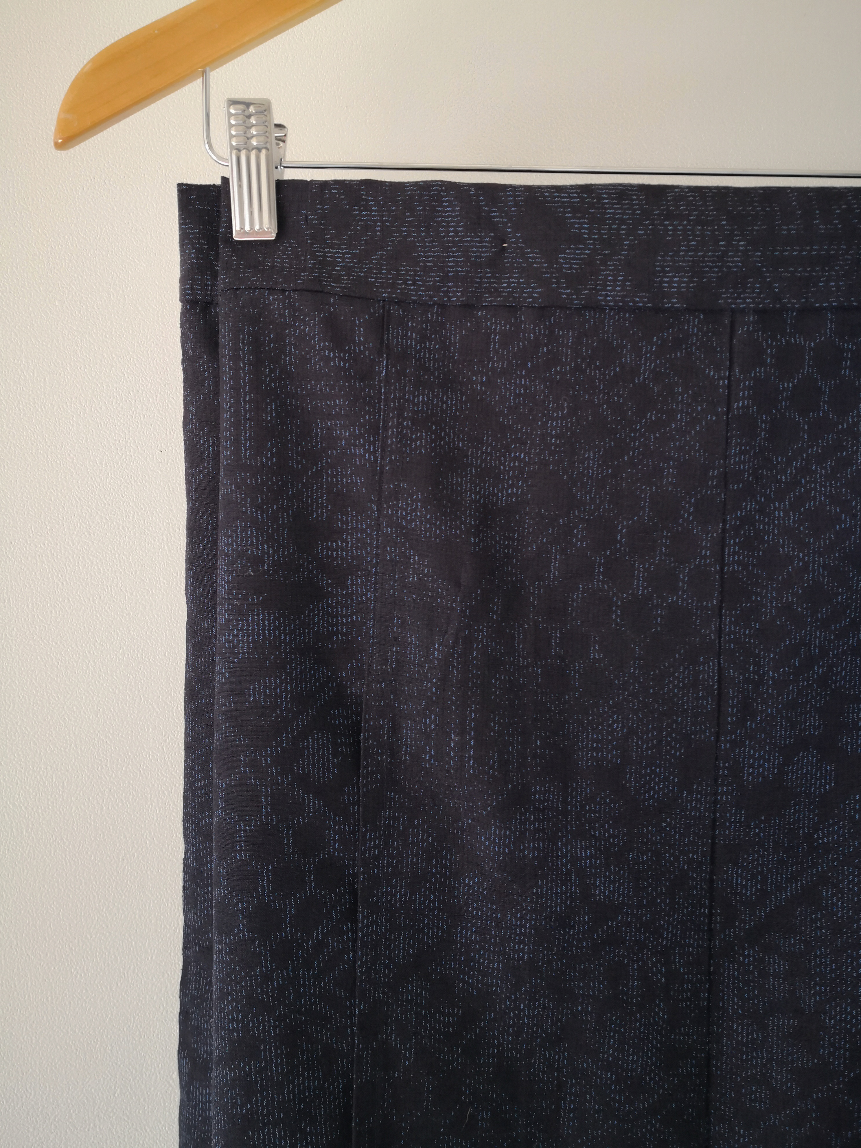 二部式スカート　結城紬（紺桧垣吉祥花文）