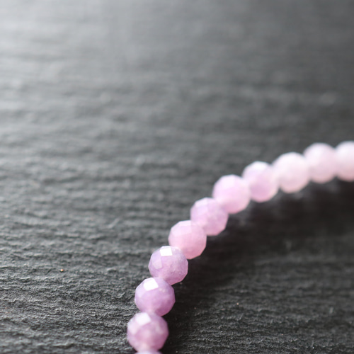 ☆プレミアムブレス☆ティファニーストーン：約4ミリ（ラウンドカット