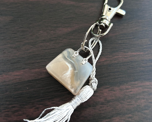 アゲート・瑪瑙チャーム 6個セット 瑪瑙（アゲート）天然石バッグ キーリング ／ バッグチャーム 1個