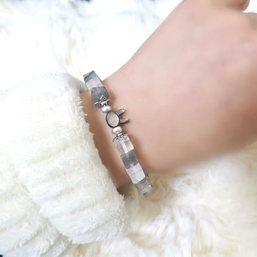 Wrapping ribbon bracelet◇Onyx・Crystal quartz・Pearl ブレスレット