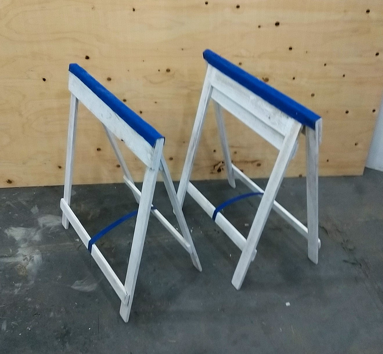 木製の折り畳みテーブル脚　（2個セット）