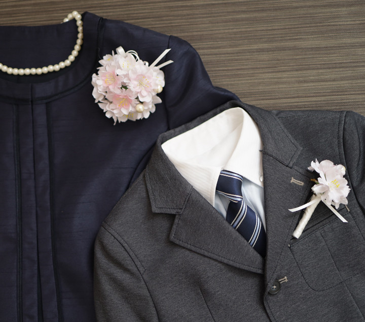 新作＊春をまとう八重桜＊ママと男の子の親子2個コサージュとブートニアセット*大人フォーマル2026*入園入学2026