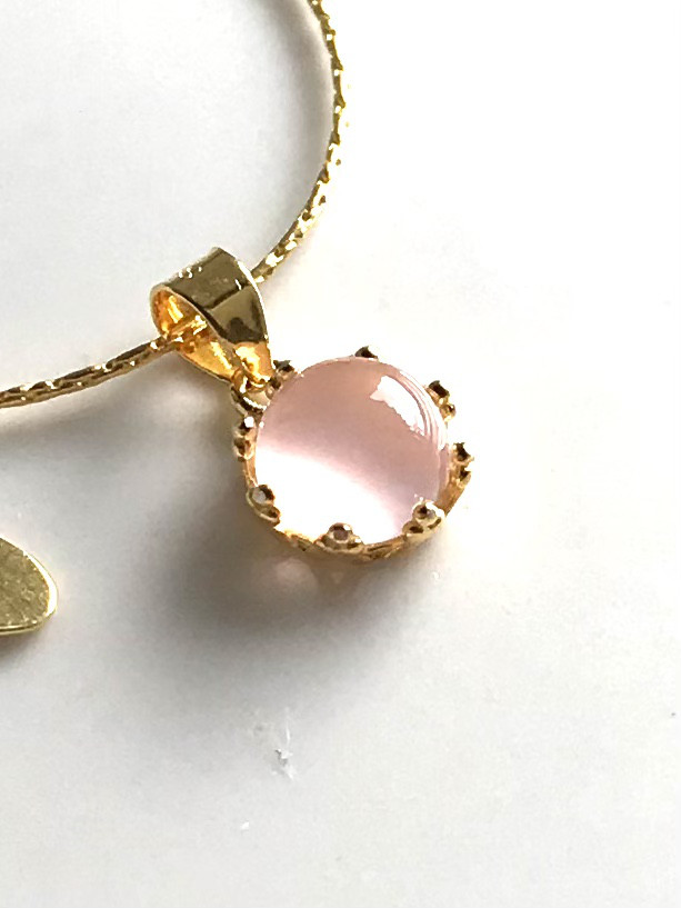 【桜】桜色カルセドニーのネックレス