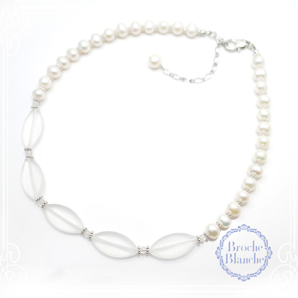 Broche Blanche　咲待ち顔のネックレス　de-98-bb-47