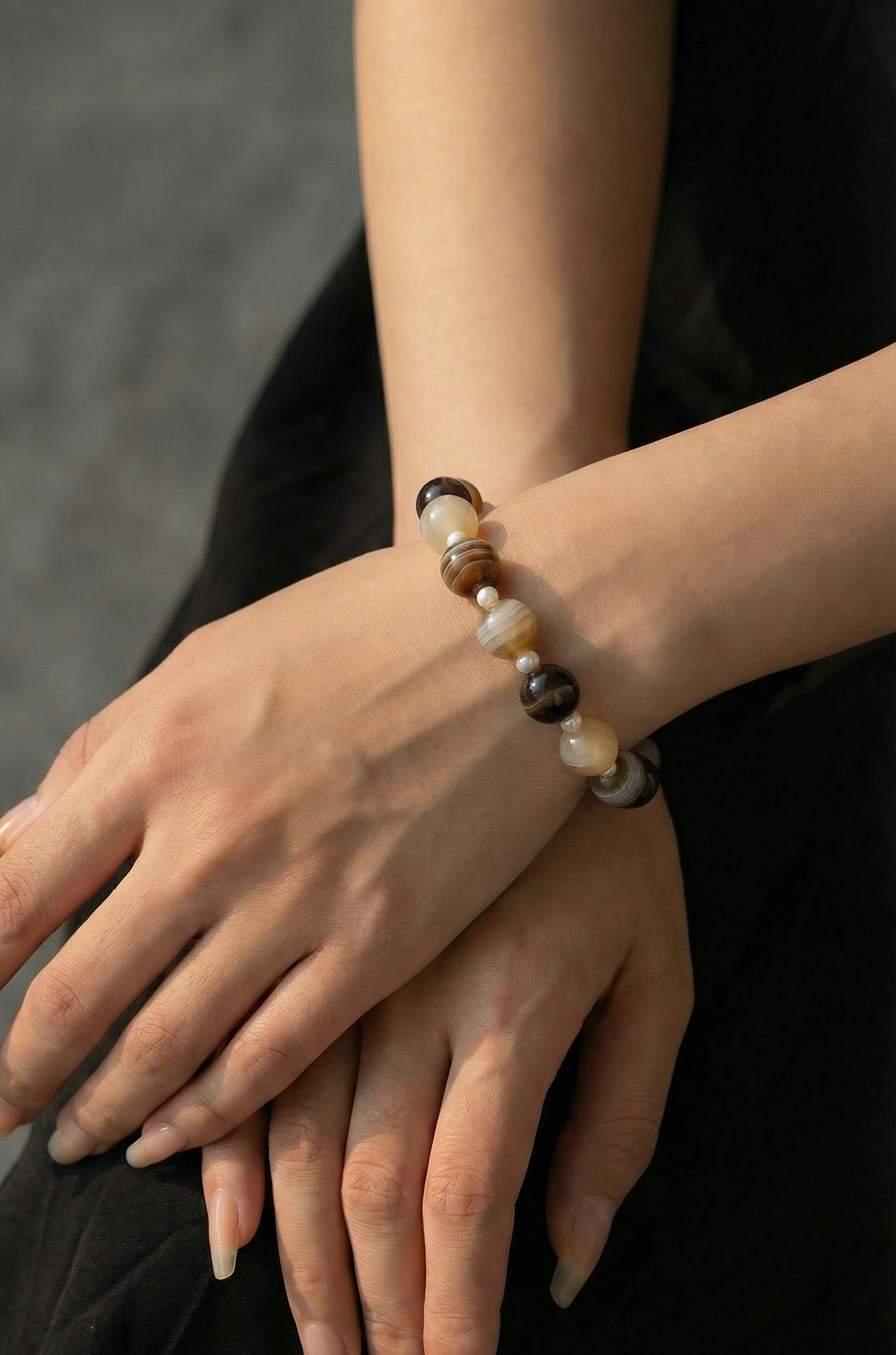 Kaia ラテオニキクリスタルブレスレット｜12mm高品質天然石×淡水パール｜北欧ミニマル