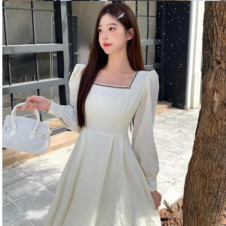 【大きいサイズ有】 レディース ワンピース　スクエアネック　春 秋冬 新品 長袖