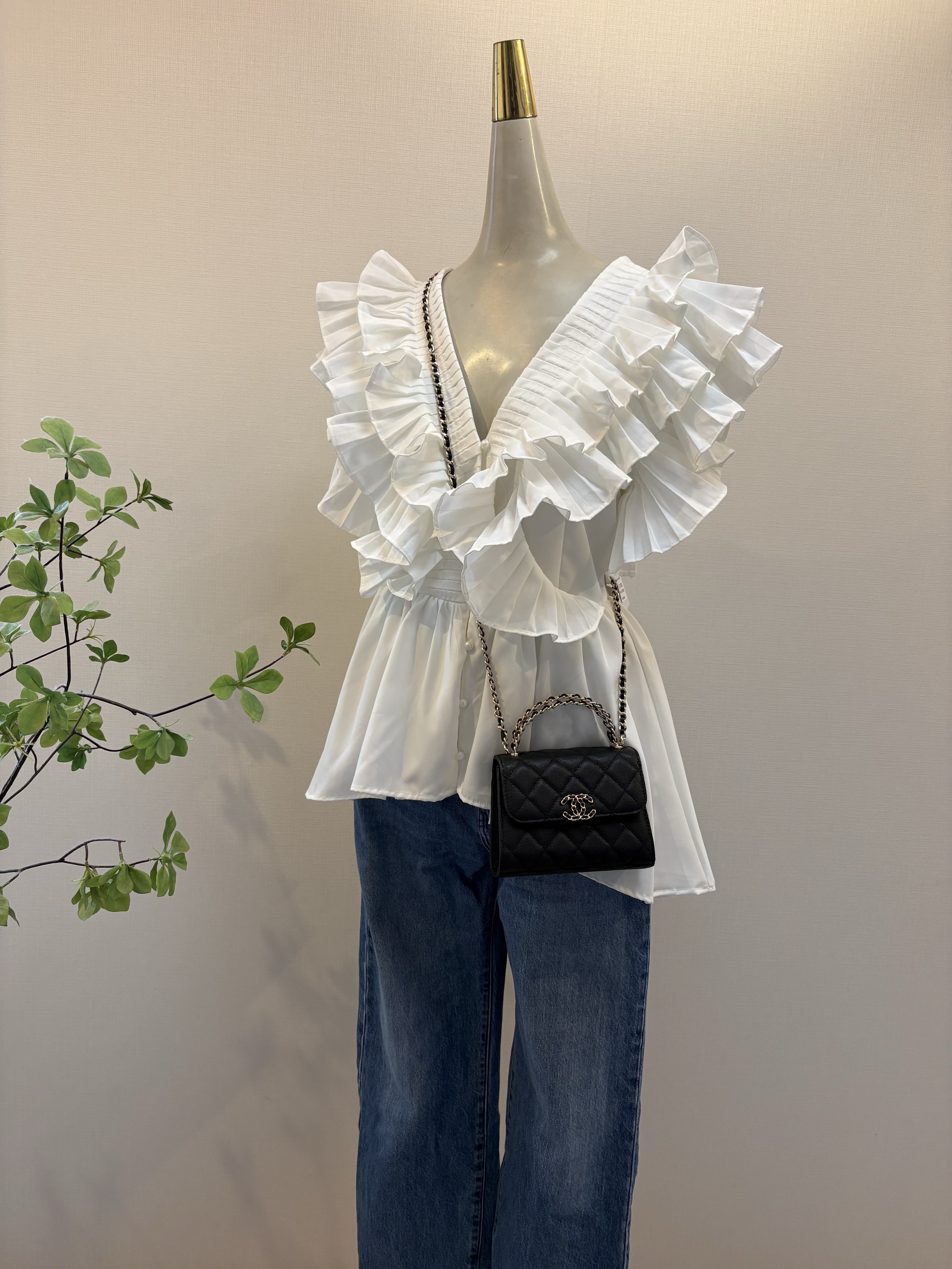 リメイクフリルブラウス☆サイズ9号くらい☆タグ付き